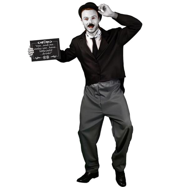 Incluye frac, camisa, corbata, pantalón, sombrero, bigote, tarjeta